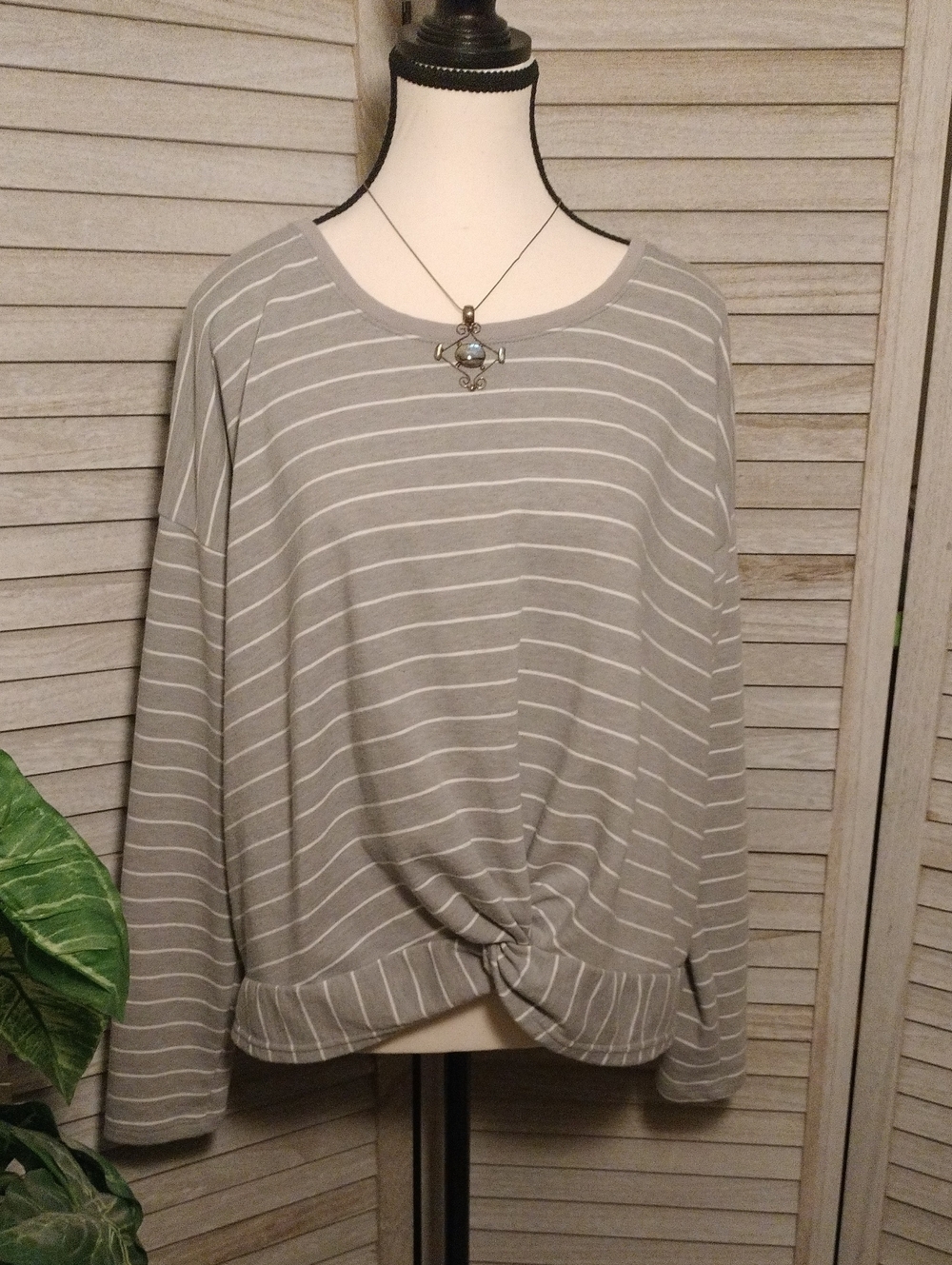 ⚜️ Old Navy Gray With White Stripes Knot-Front Sweatshirt - Size M